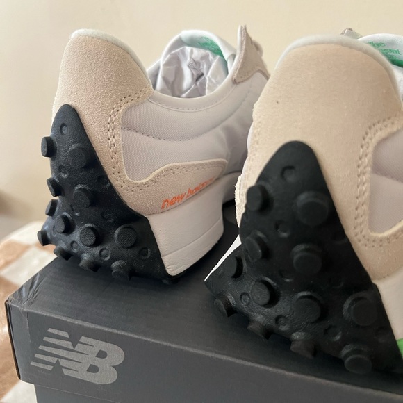 New Balance 327 Sneakers Lime Leaf/Hot Mango WS327NC Women’s Size 6.5 BNIB - Picture 11 of 16